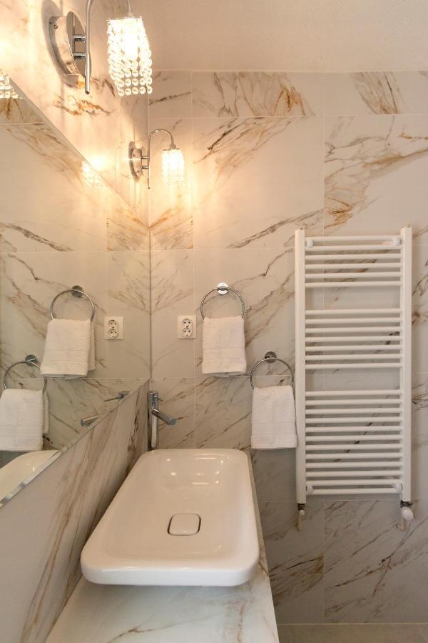 Ines Apartments Ohrid Luaran gambar